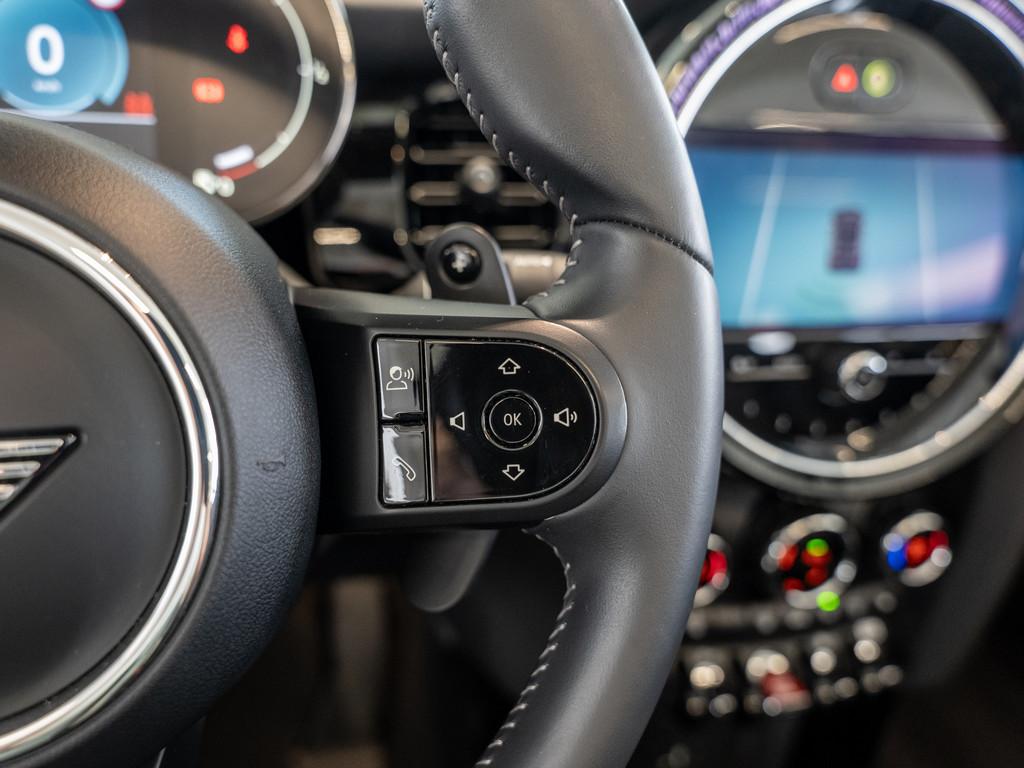 MINI Cooper S Cabrio Classic Trim FACEL. LED LEDER