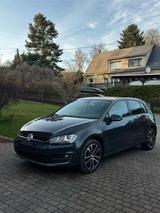 Volkswagen Golf 1.2 TSI ALLSTAR|TÜV/Service Neu| 8xBereift - Volkswagen: Limousine, Service
