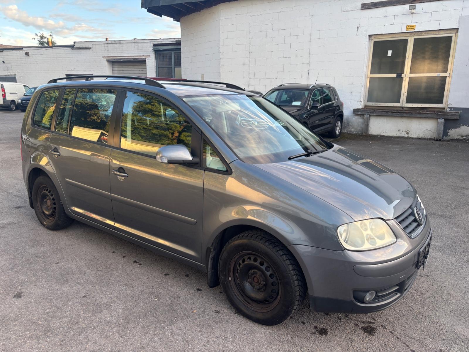 Volkswagen Touran 1.9 TDI  TÜV NEU* AHG*KLIMA *EINPARK