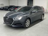 Hyundai i40 blue Style Pano Leder Navi AHK - Hyundai mit Diesel-Antrieb: Kombi