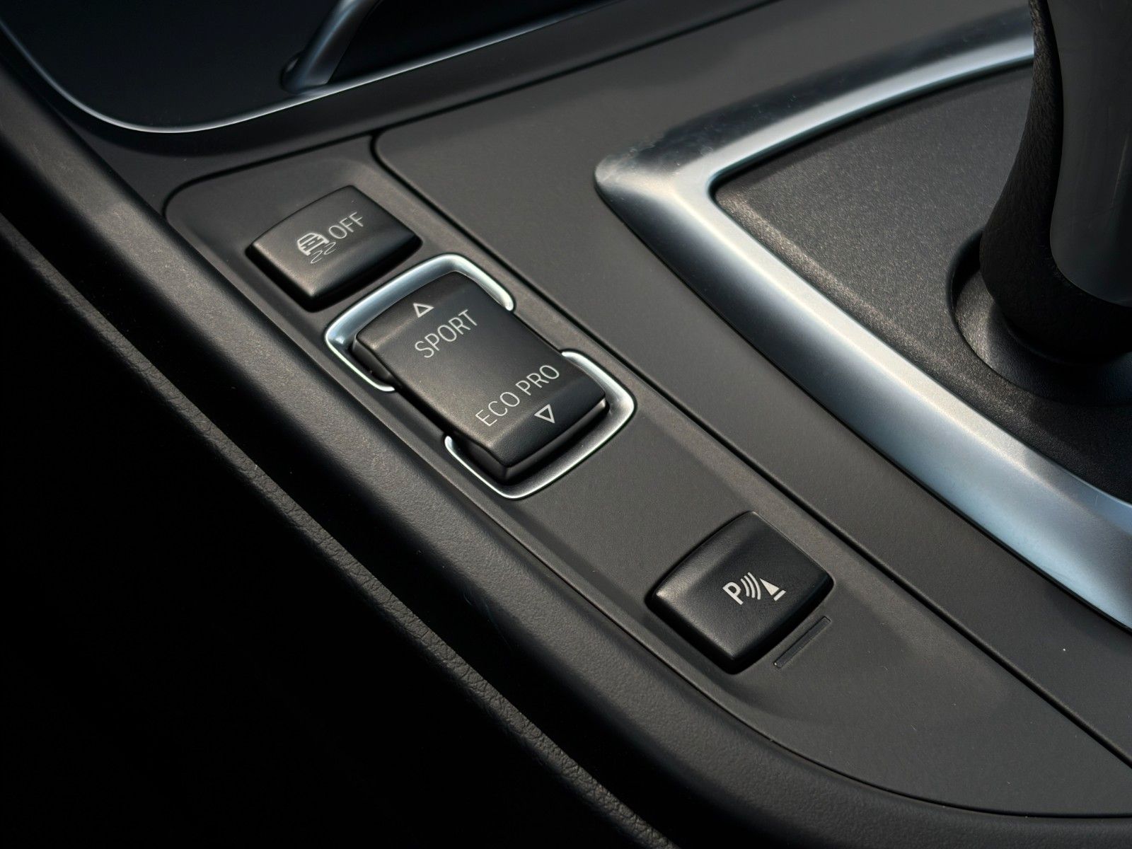 Fahrzeugabbildung BMW 420i  Coupe Sport Line Leder Tempomat HiFi SHZ