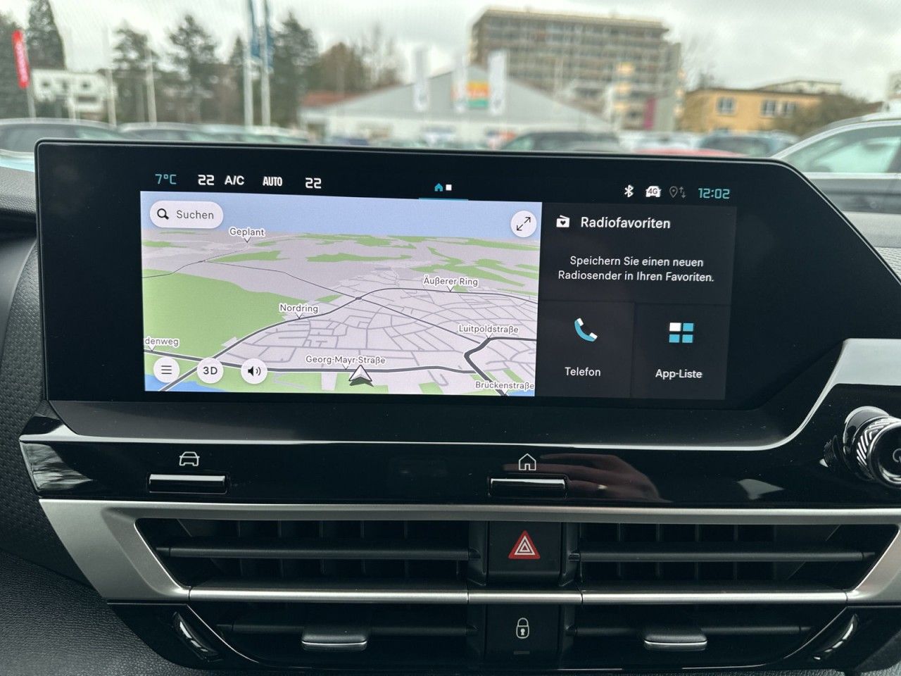 Fahrzeugabbildung Citroën C4 Benziner 130 Automatik MAX
