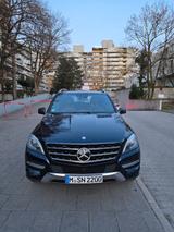 Mercedes-Benz ML 350 BlueTEC 4MATIC - - Mercedes-Benz ML 350 Gebrauchtwagen in München