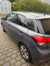 Hyundai i20 1.4 Style Style - Hyundai i20 mit Panoramadach