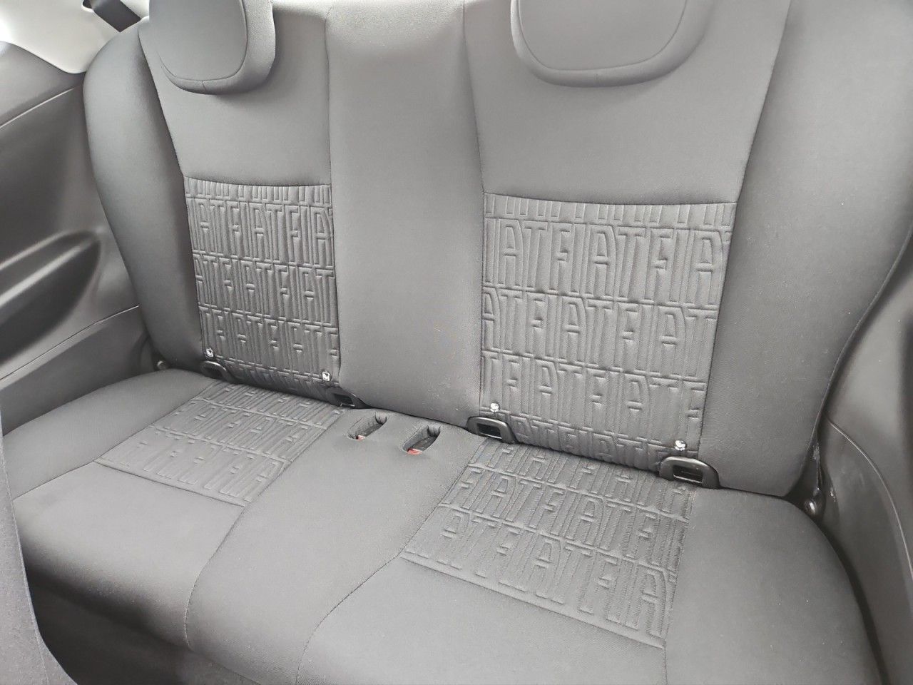 Fahrzeugabbildung Fiat 500e 42kWh Akku - Navi - Bluetooth