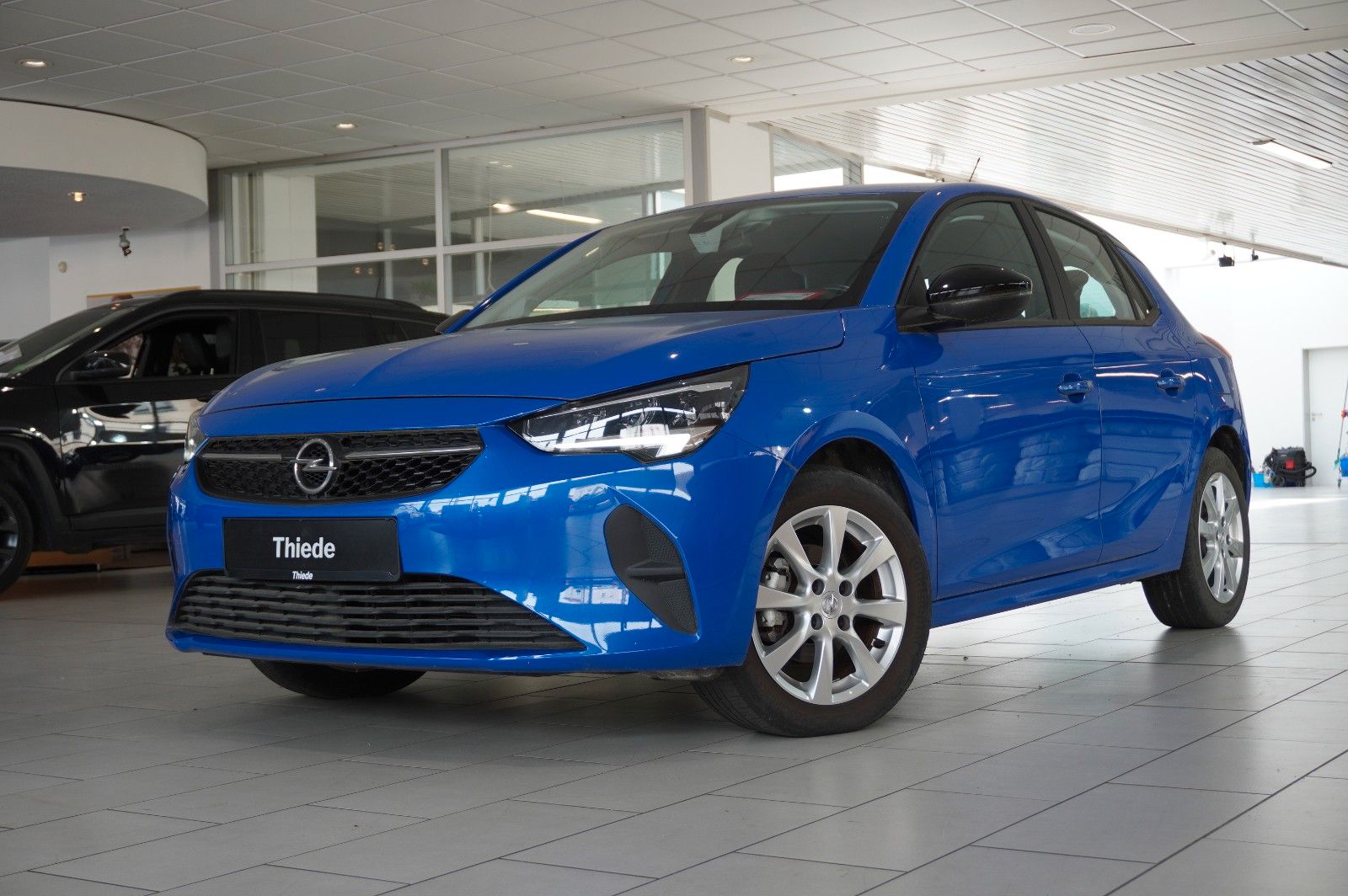 Fahrzeugabbildung Opel Corsa F 1.2 EDITION NAVI/LED/TEMP/PDC/SPORT/DAB+