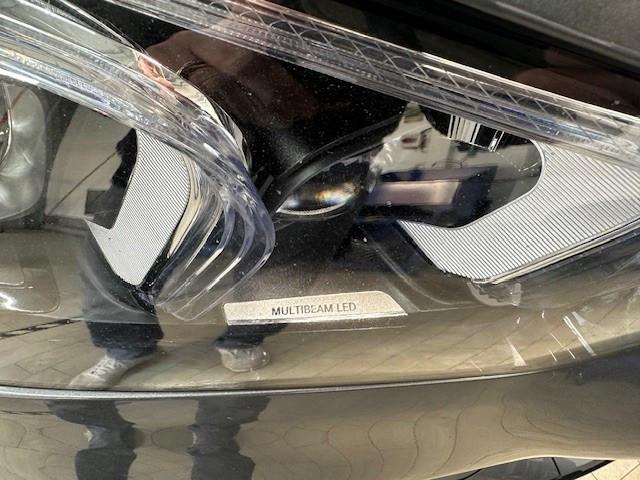 Mercedes-Benz GLE 350 de AMG LINE/9G/4M/AHK/PANO/DISTR/LED
