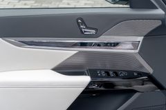 BMW M760 – 19 / 30