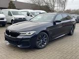 BMW 530d Touring M-Sportpaket Panorama*AHK*HUD* - BMW 530: Sportpaket 530d M