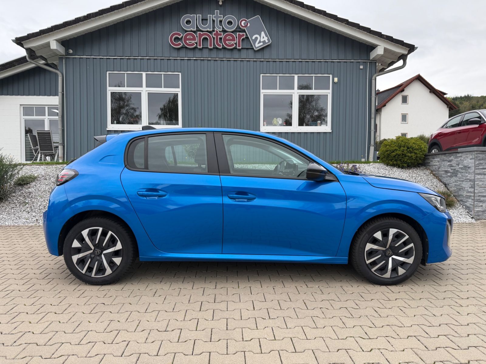 Fahrzeugabbildung Peugeot 208 Active°1.Hand°LED°Navi°PDC°ALU°