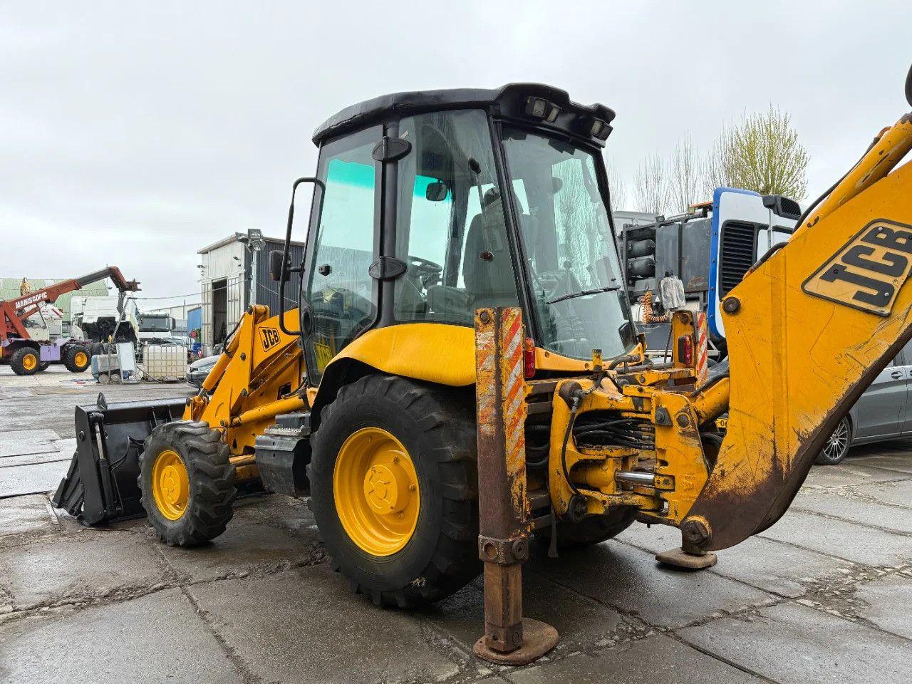 JCB 3CX 4X4 Backhoe Telescopic arm I Open Bucket I P
