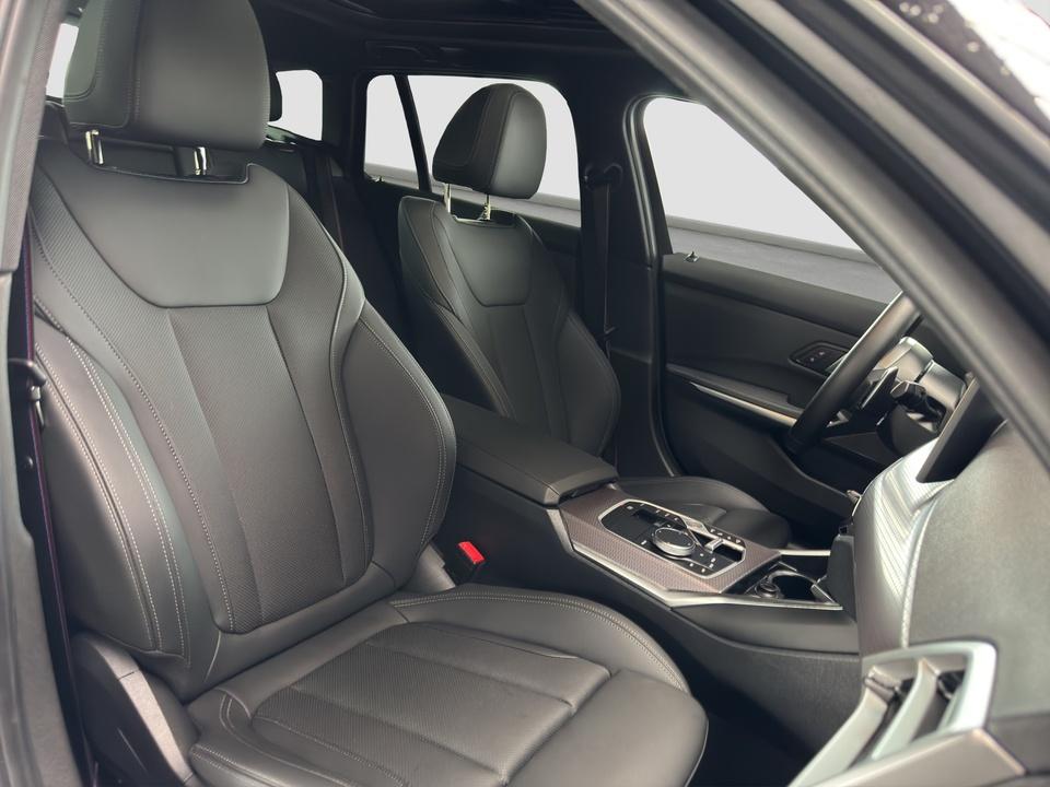BMW M340i xDrive Touring Auto Navi Tempom.aktiv