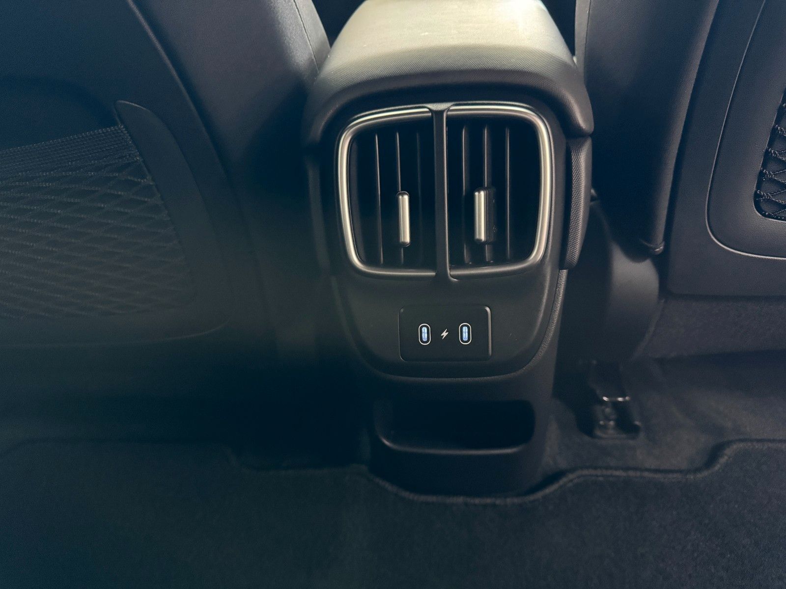 Hyundai IONIQ 6 – Bild 28