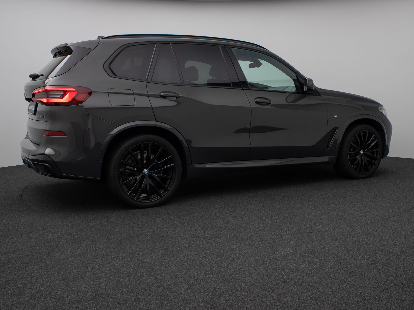 Fahrzeugabbildung BMW X5 xD40d M Sport Panorama Kamera HUD DAB HiFi