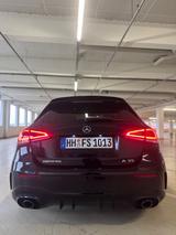 Mercedes-Benz A 35 AMG Burmester Panorama Night Paket Distr  - Mercedes-Benz A 35 AMG von privat