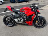 Ducati Streetfighter V2 - Ducati Streetfighter V2 S
