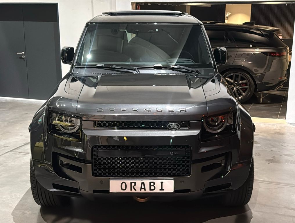 Land Rover Defender  OCTA Edition One PANO HUD P635