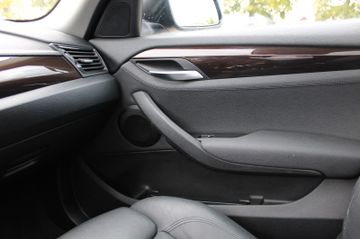 BMW X1 Baureihe X1 25 d xDrive BI XENONX Line KAM