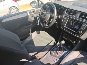 Volkswagen Tiguan - 5