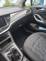 Opel Astra 1.4 Turbo 120 Jahre 92kW 120 Jahre - Opel Astra: Standheizung, J