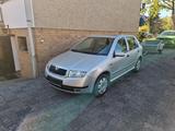 Skoda Fabia 1.4 16V Elegance Elegance - Skoda Fabia: 16v Elegance