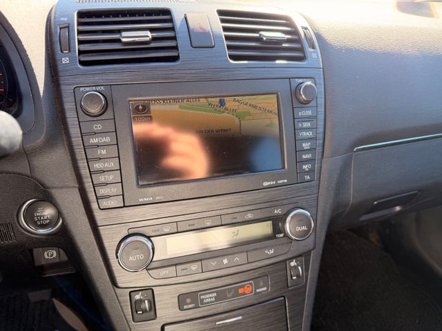 Toyota Avensis Kombi Executive EXPORT