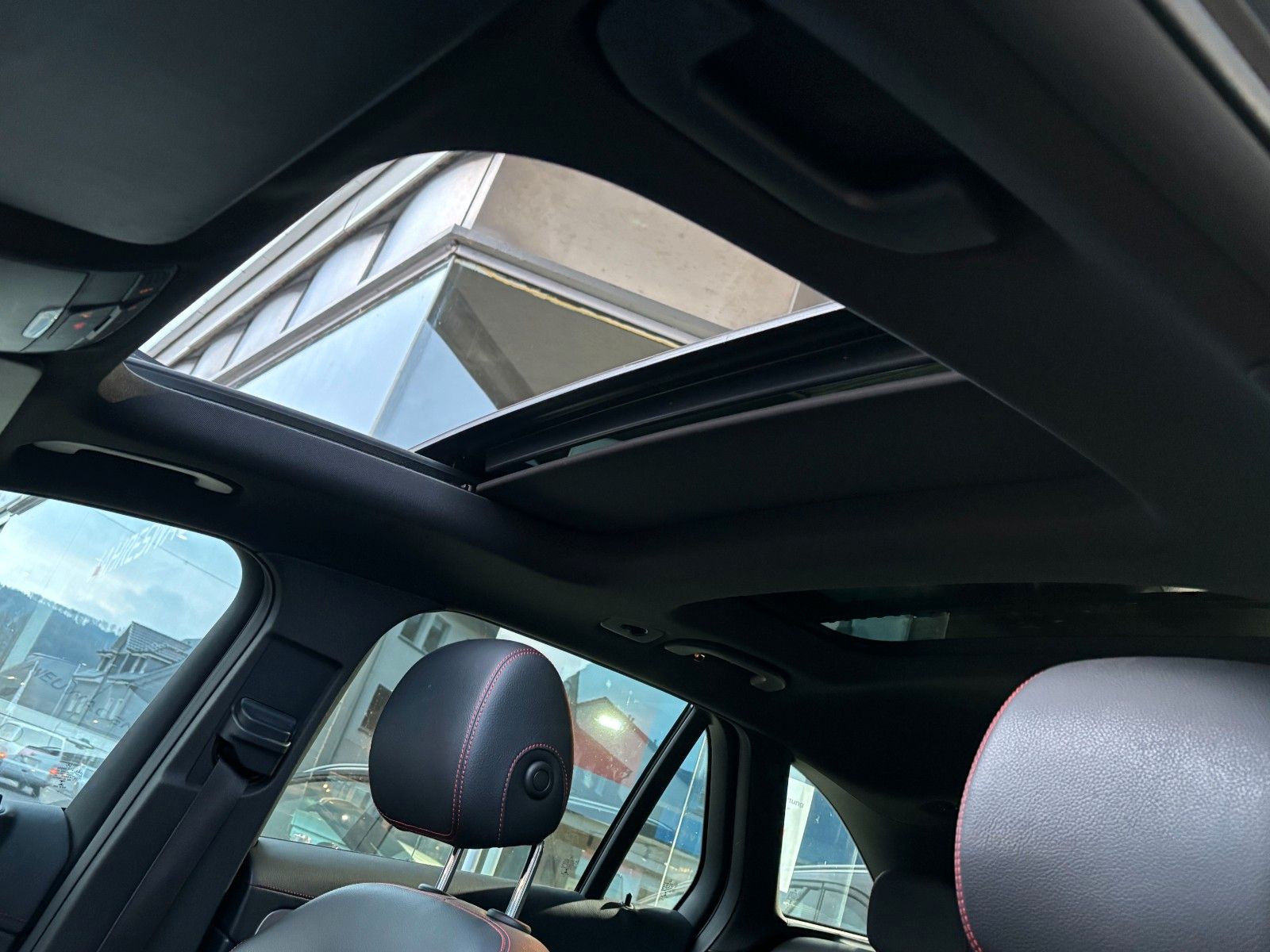 Fahrzeugabbildung Mercedes-Benz GLC 43 AMG *Pano*Burmester*Memory*Kamera*AHK