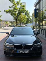 BMW 520d EfficientDynamics Edition A M Sport  - BMW 520 Gebrauchtwagen in München
