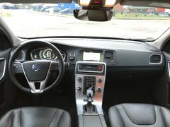 Fahrzeugabbildung Volvo V60D6*Sum*SD*NAVI*STHZ*E-KZ*Miete*Mietkauf