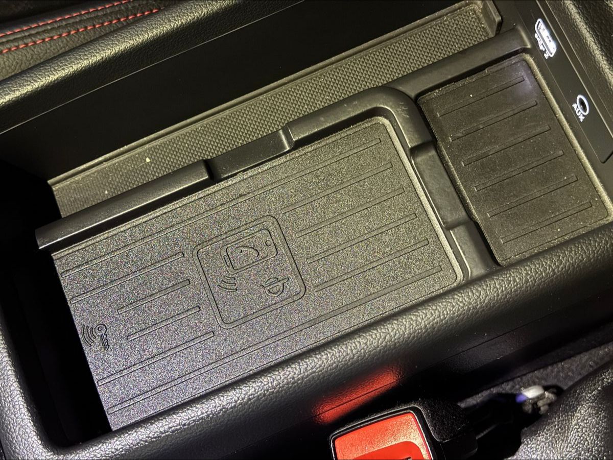 Fahrzeugabbildung Audi A4 2.0 TFSI G-TRON 3X S-LINE BLACK EDITION VOLL