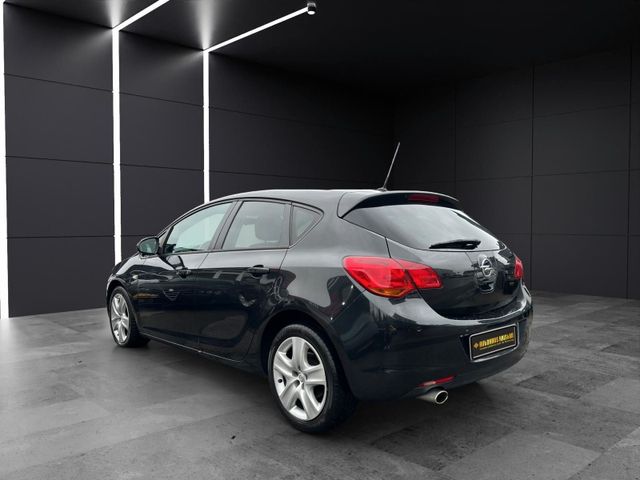 Opel Astra 1.4 Turbo Design Edition 
