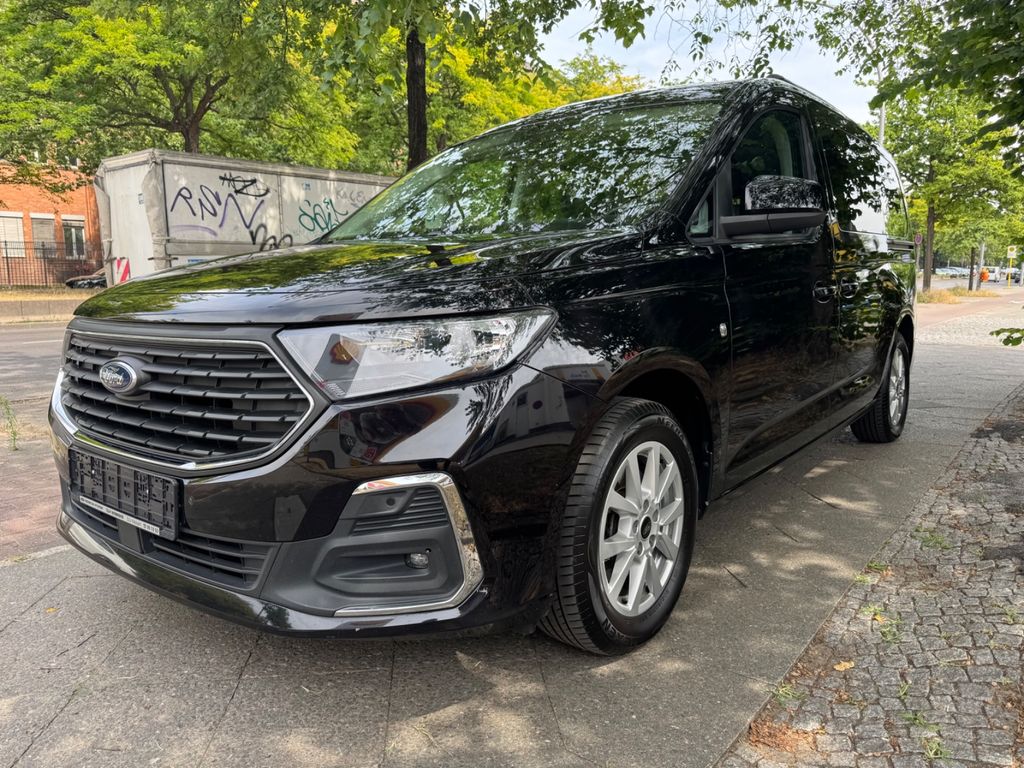 Image of Ford Grand Tourneo