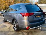 Mitsubishi Outlander Top 4WD - Mitsubishi Outlander: 7 Sitzer