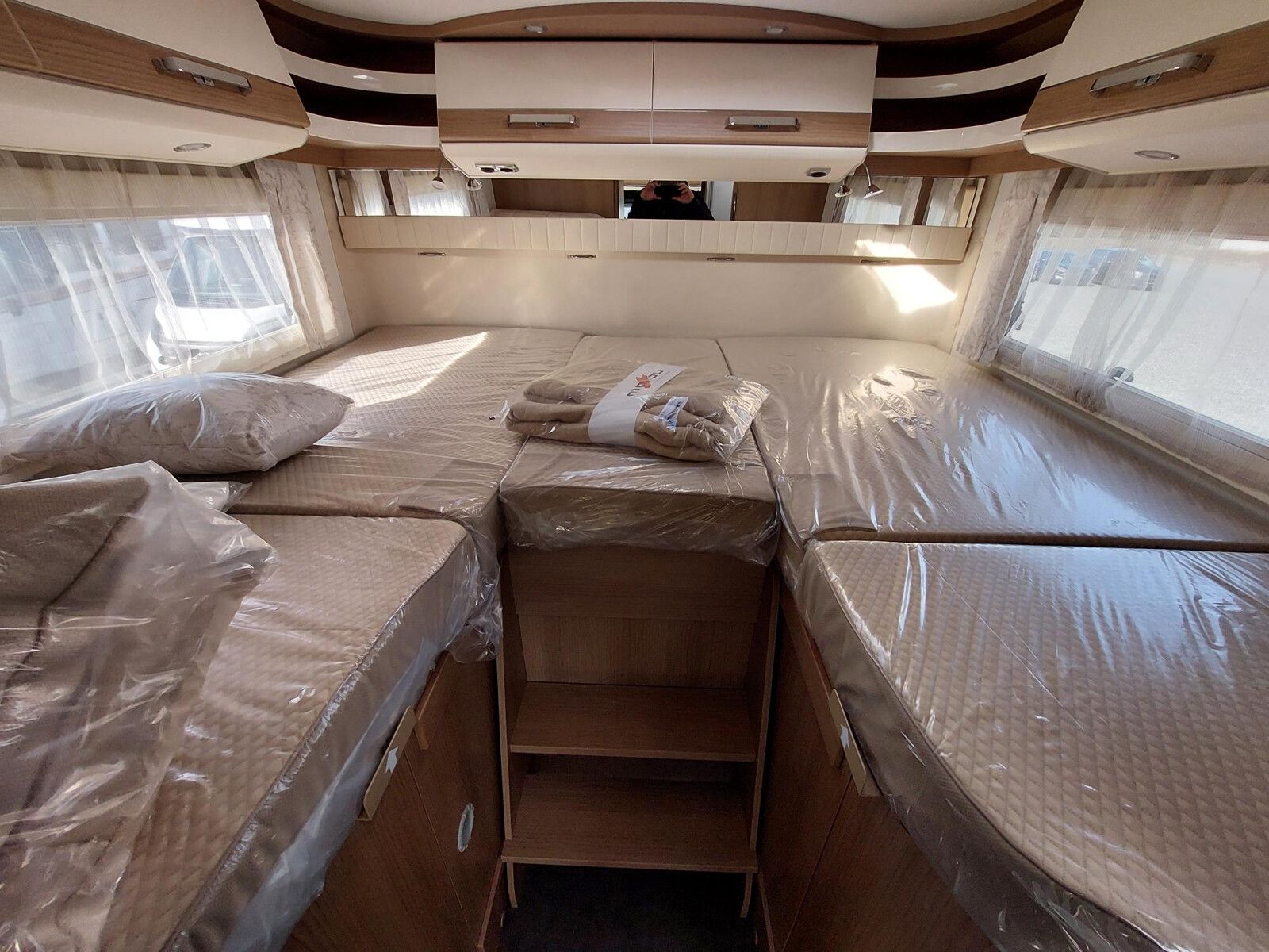 Fahrzeugabbildung Malibu T 450 RB LE lightweight MB TV Markise AKTION