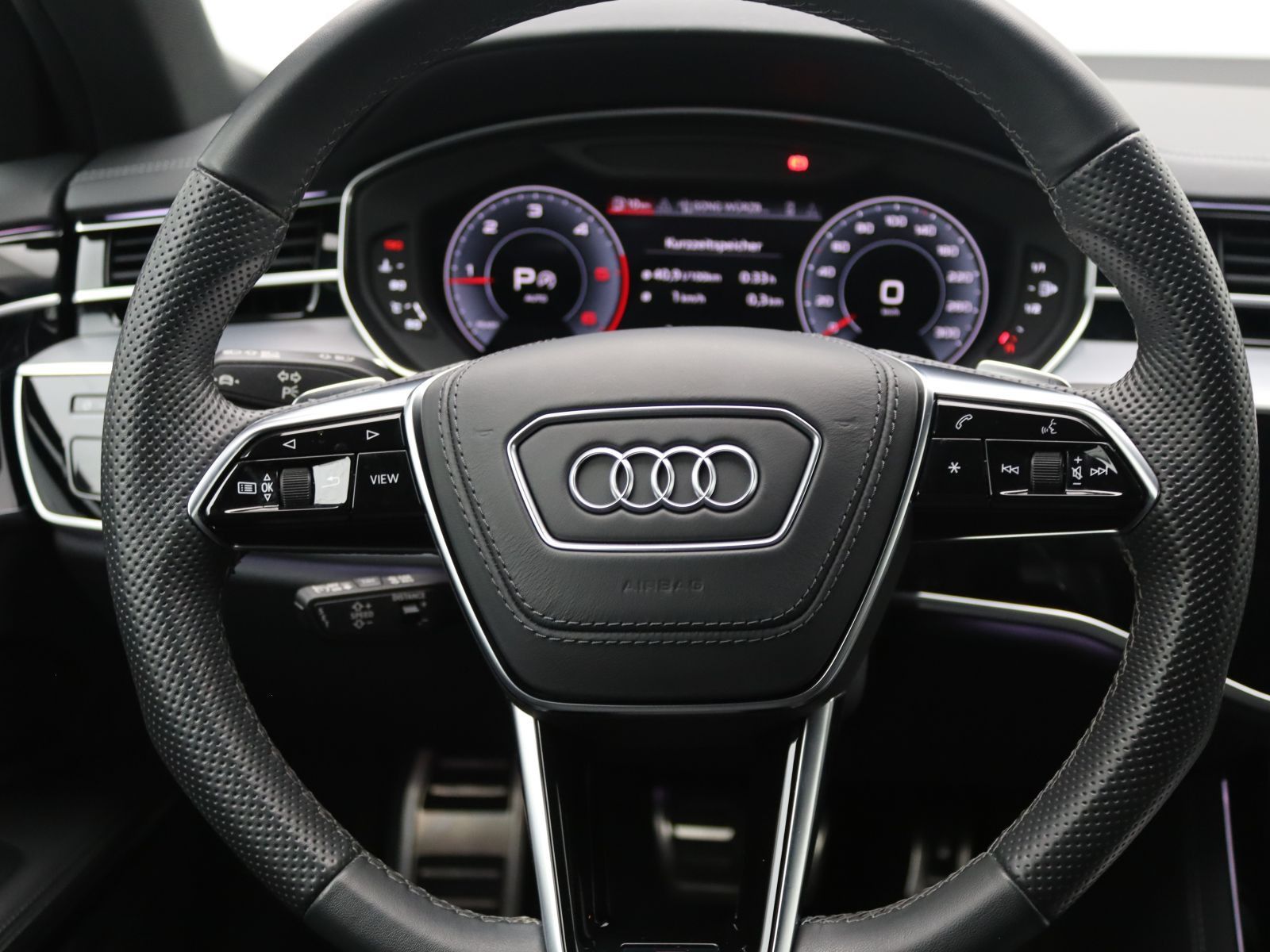 Audi A8 - Bild 15