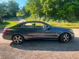 Mercedes-Benz E 250 Coupé E 250 CDI BlueEFFICIENCY ELEGANC... - Mercedes-Benz E 250: Coupe, Cdi