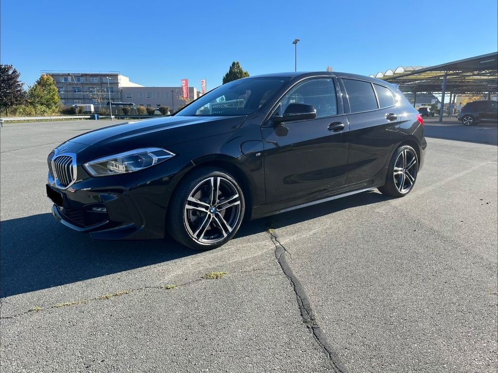 Image of BMW 120