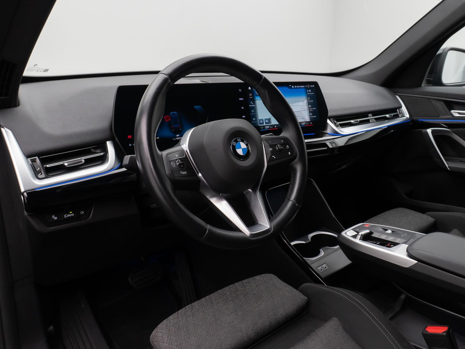 BMW X1 sD18d Kamera DAB Fernlichtassist Sport LED, миниатюра 20