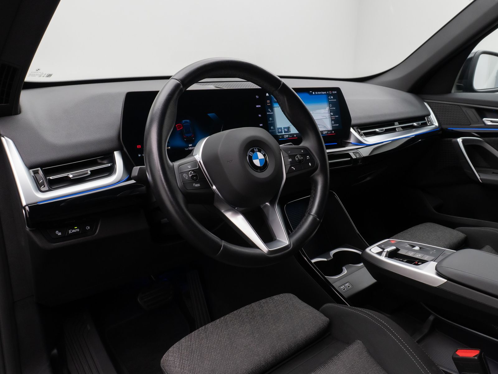 Fahrzeugabbildung BMW X1 sD18d  Kamera DAB Fernlichtassist Sport LED
