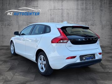 Volvo V40 Kinetic*LED*TEMPOMAT*SOUND*PDC*1.HAND*TOP