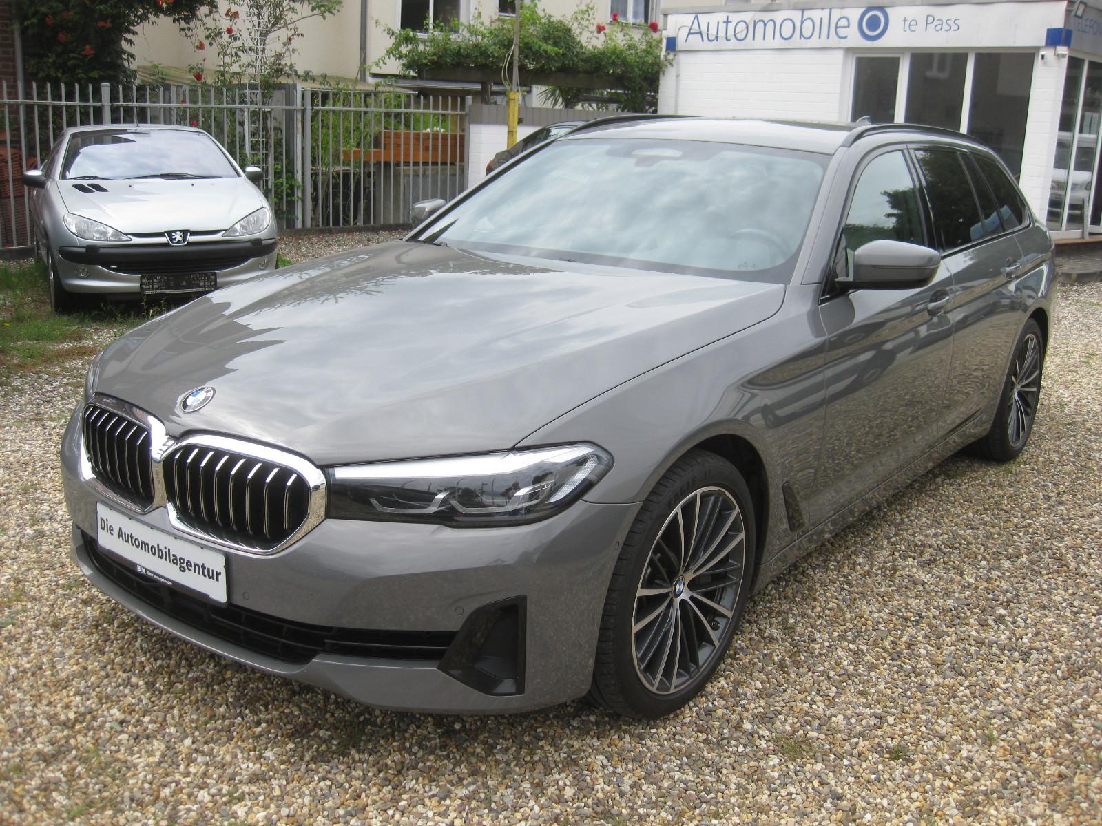 BMW 530 d Luxury Line/Leder/Live Cockpit/H&K/19Zoll