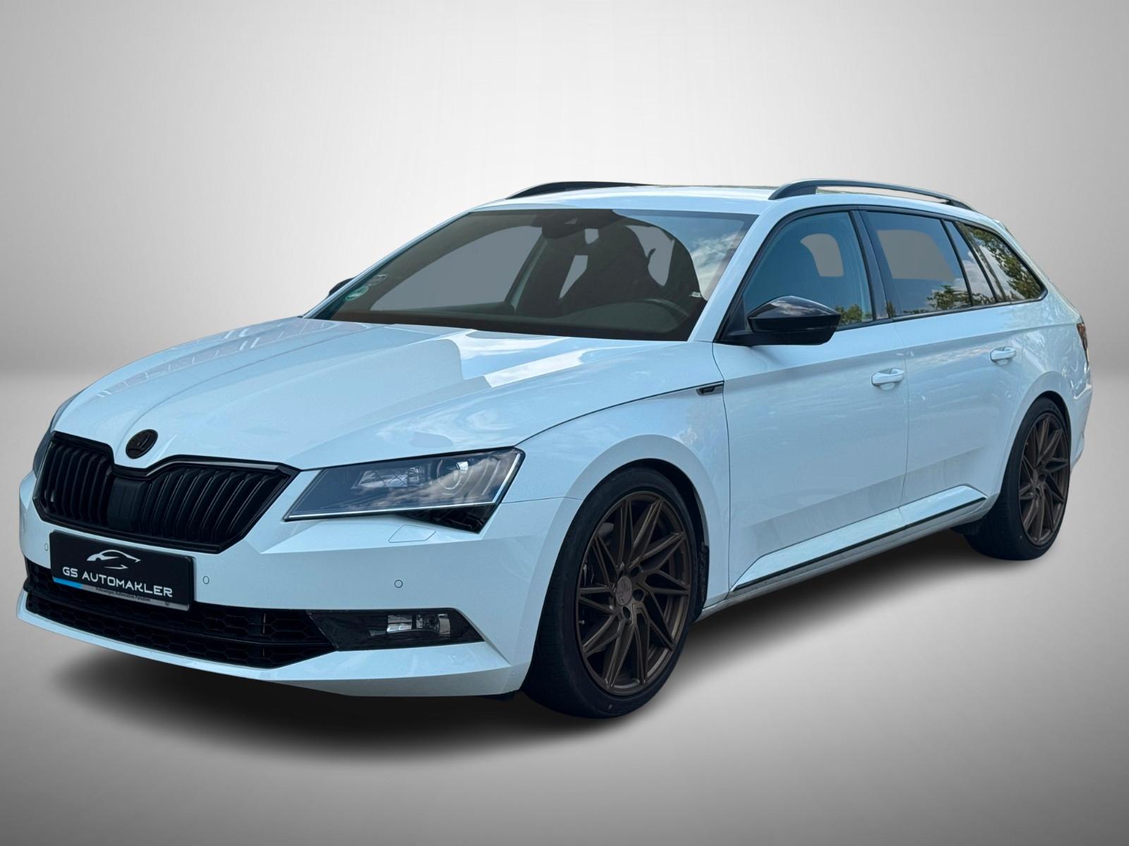 Skoda Superb Combi Sportline 4x4 AHK