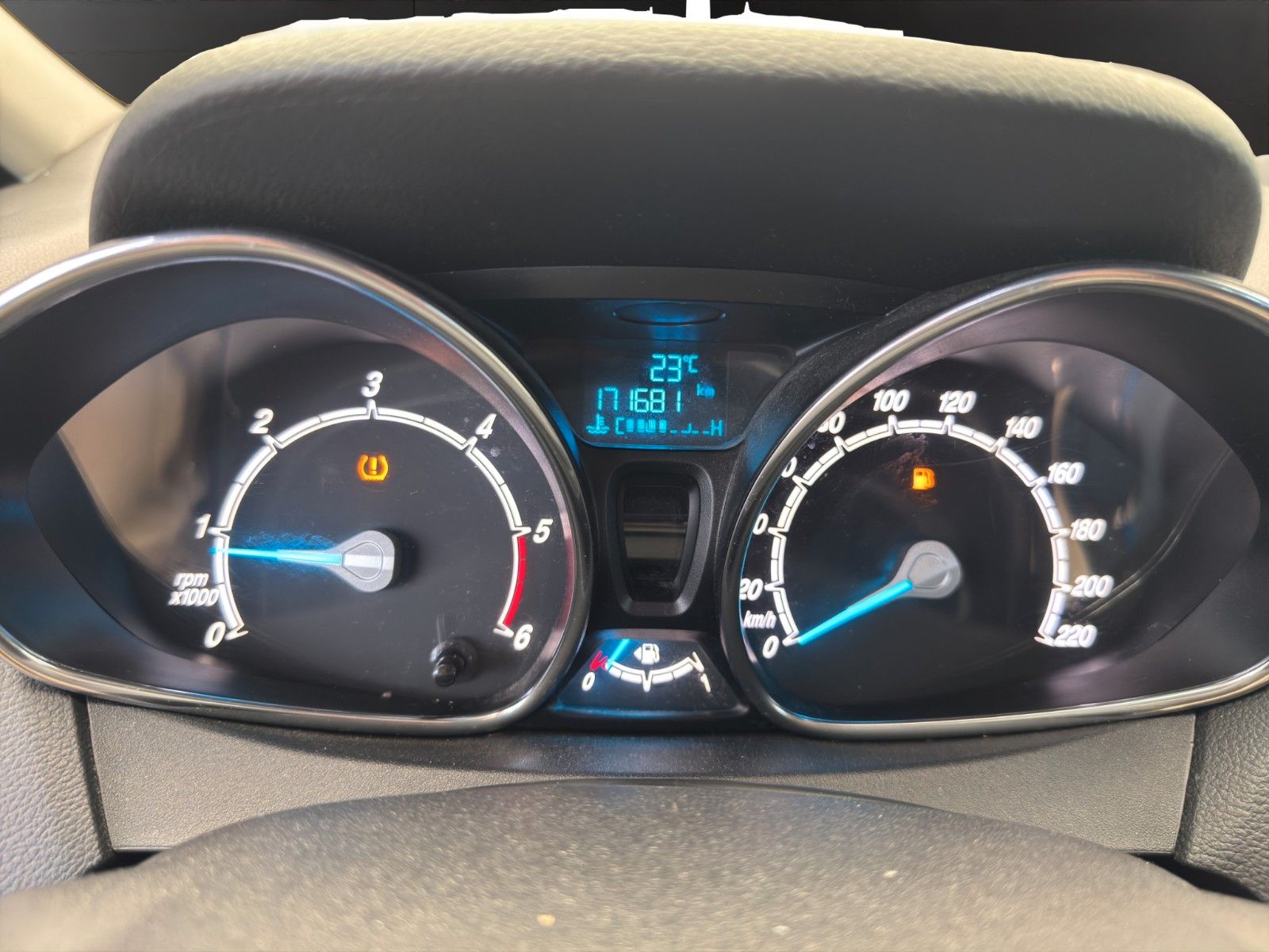 Fahrzeugabbildung Ford B-Max 1.5TDCI Trend /KLIMA/PARKTRONIK