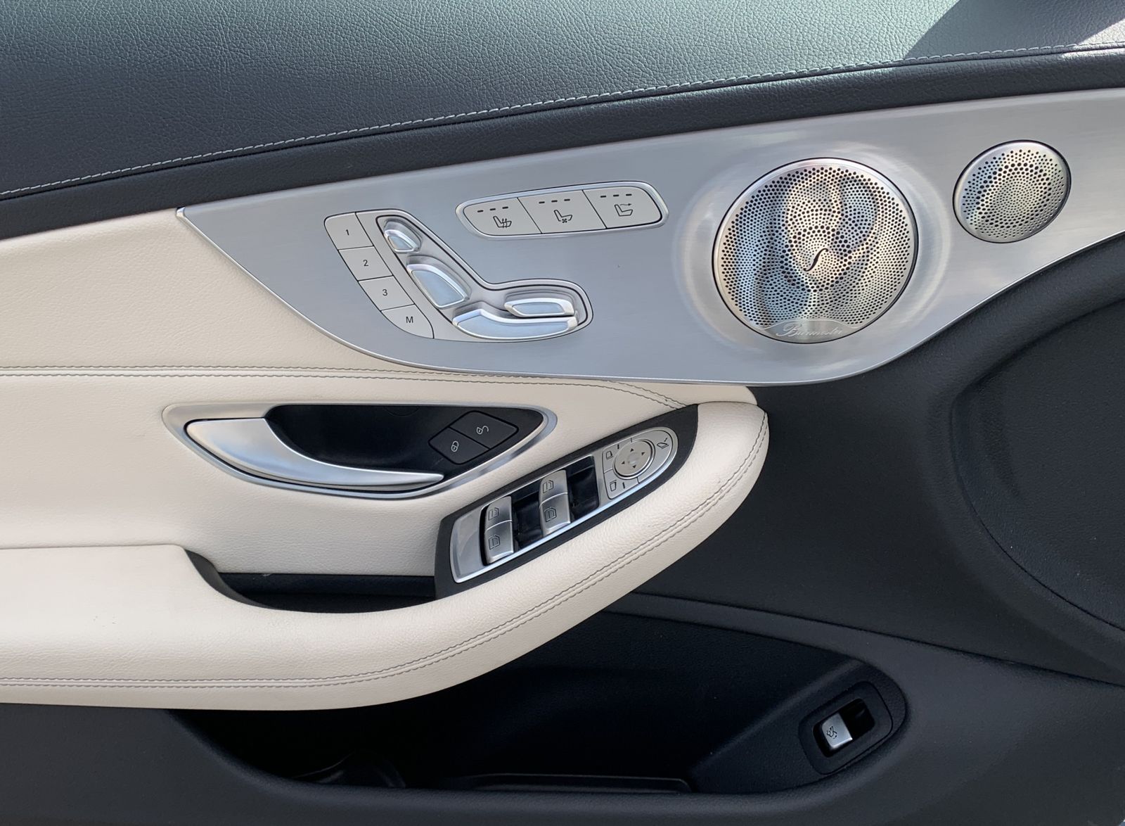 Fahrzeugabbildung Mercedes-Benz C 43 AMG 4Matic*360*AHK*Burmester*CarbonPaket*