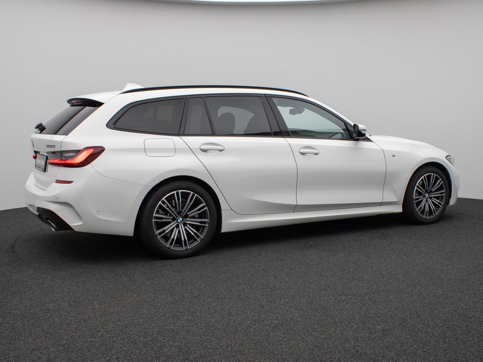 Fahrzeugabbildung BMW 330i xD M Sport Laser DAB Lenkrhzg Komfort Alarm