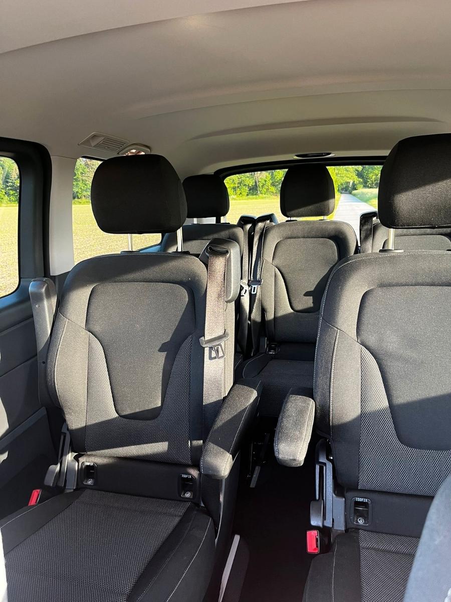 Mercedes-Benz V 220 d lang Distronic | 7-Sitzer | AHK