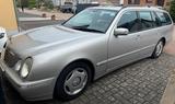 Mercedes-Benz Mercedes T-Modell, W210, 240E, TÜV neu - : Kombi, W210