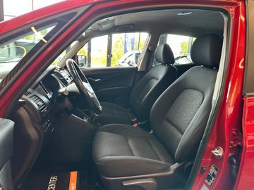 Hyundai ix20*TÜVSERVICE:NEU*SitzLenkradHZ*NAV*TEMPO*PD
