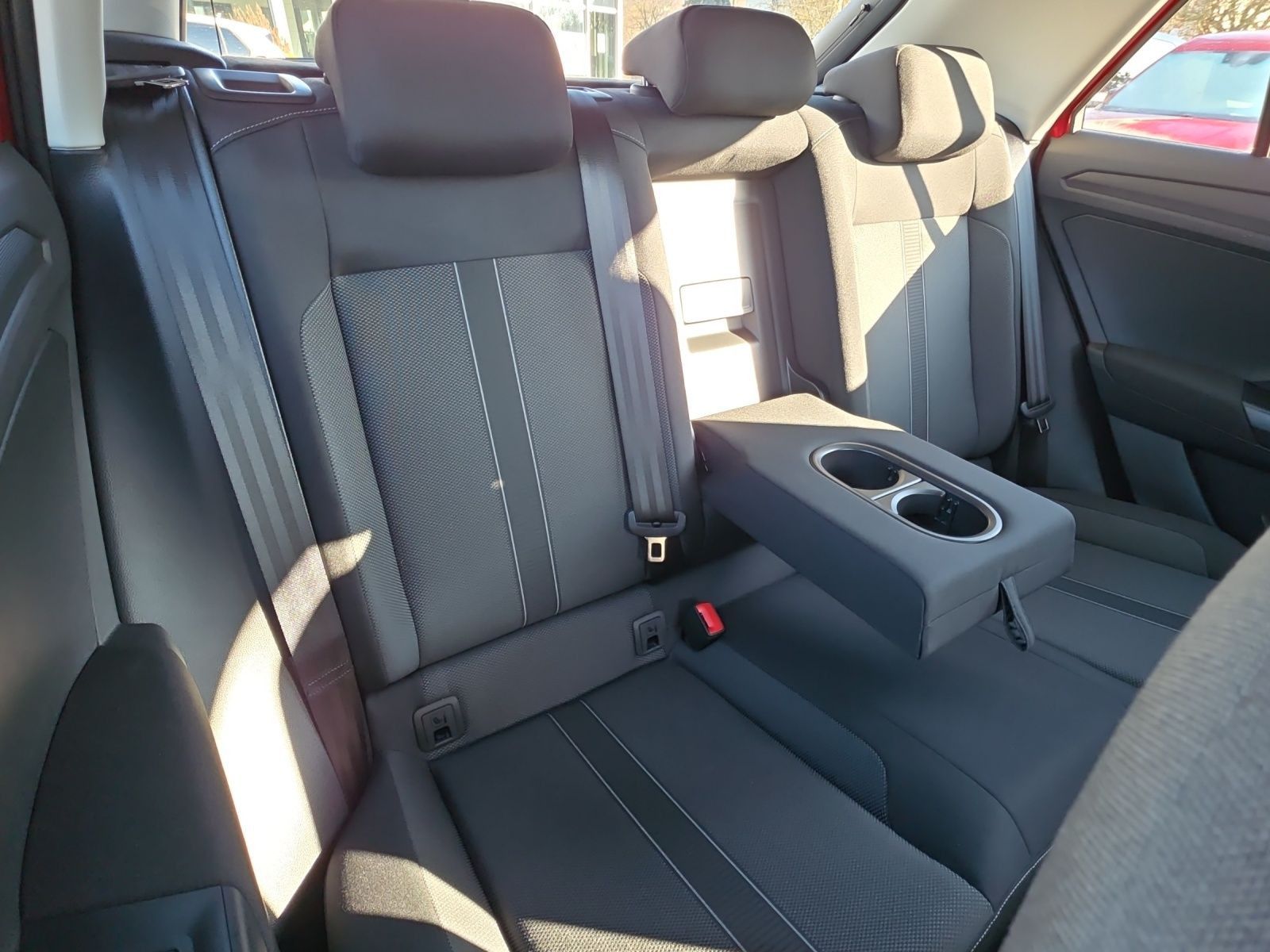 Volkswagen T-Roc - Bild 18