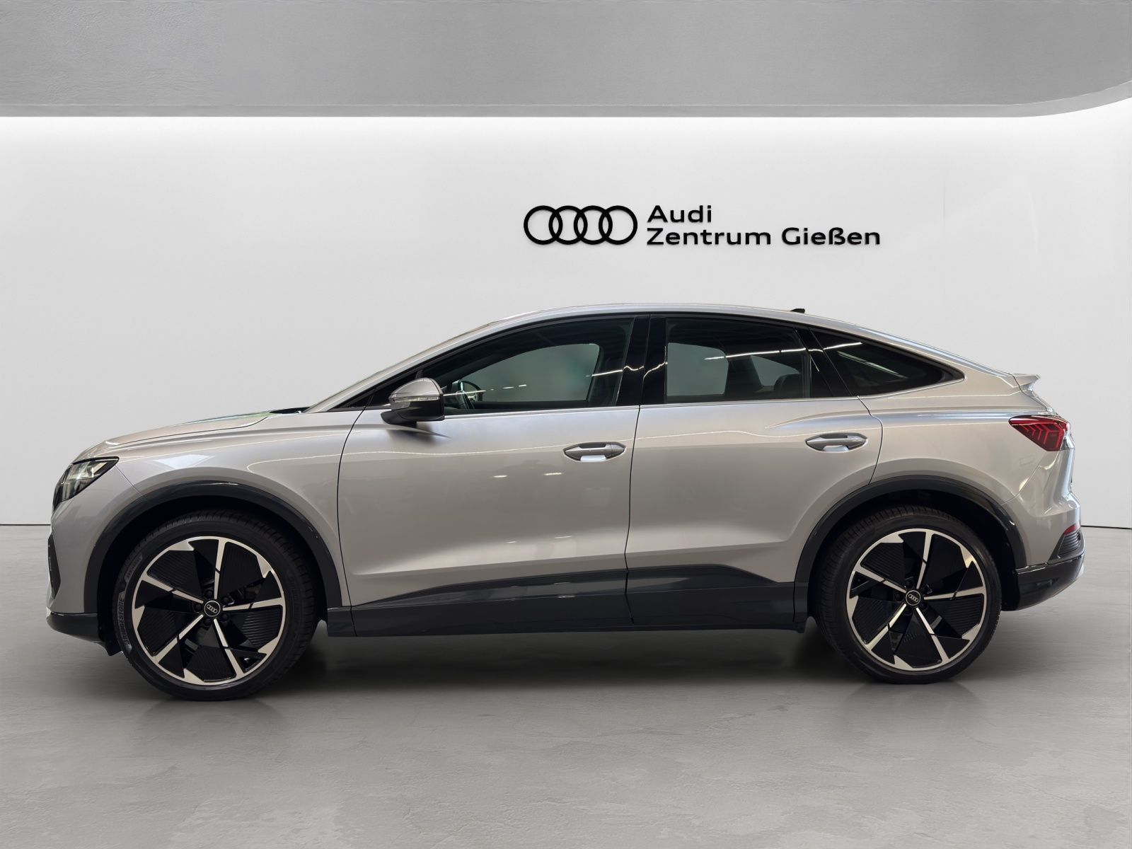 Audi Q4 e-tron Sportback 50 quattro SONOS LED Navi Ka imagem 3